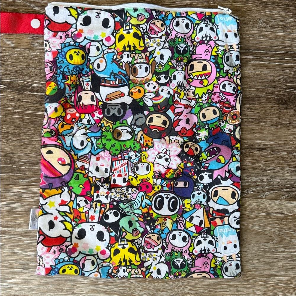 Colorful Cartoon Print Pouch - Picture 2 of 6